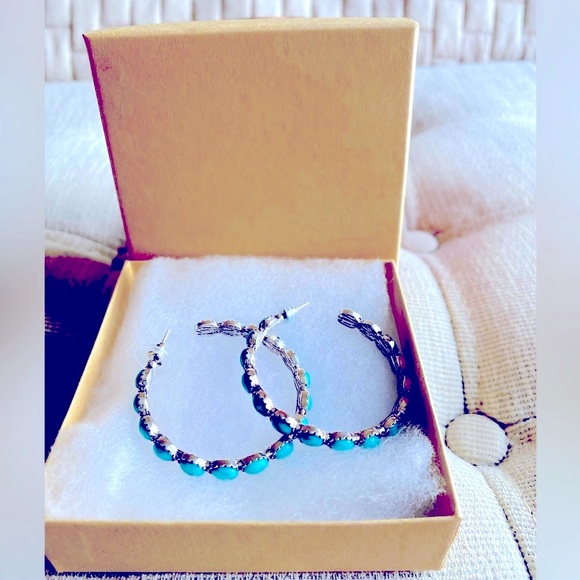 Western Style Turquoise Hoop Earrings - Picture 5 of 6